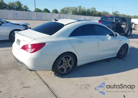 2018 Mercedes-Benz Cla 250 4Matic z USA, uszkodzony, nr VIN WDDSJ4GB2JN604163